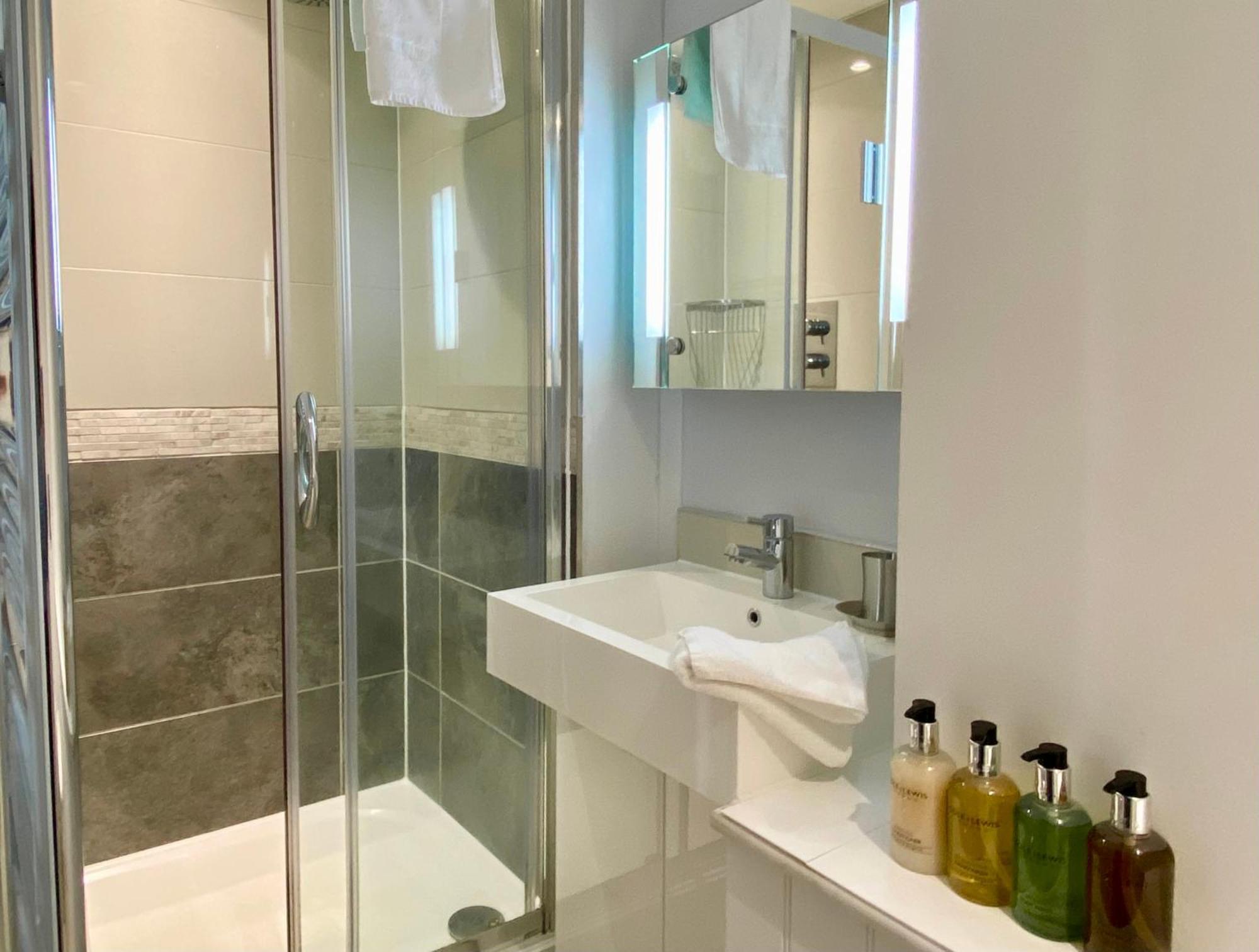 Your Space Apartments - Jubilee House CBG Extérieur photo